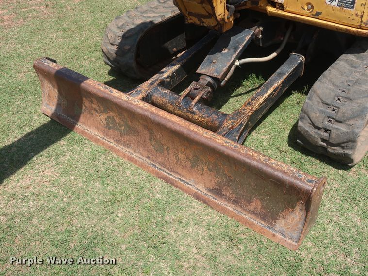 image for item GS9924 2012 John Deere 35D  mini excavator