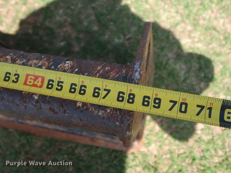 image for item GS9924 2012 John Deere 35D  mini excavator