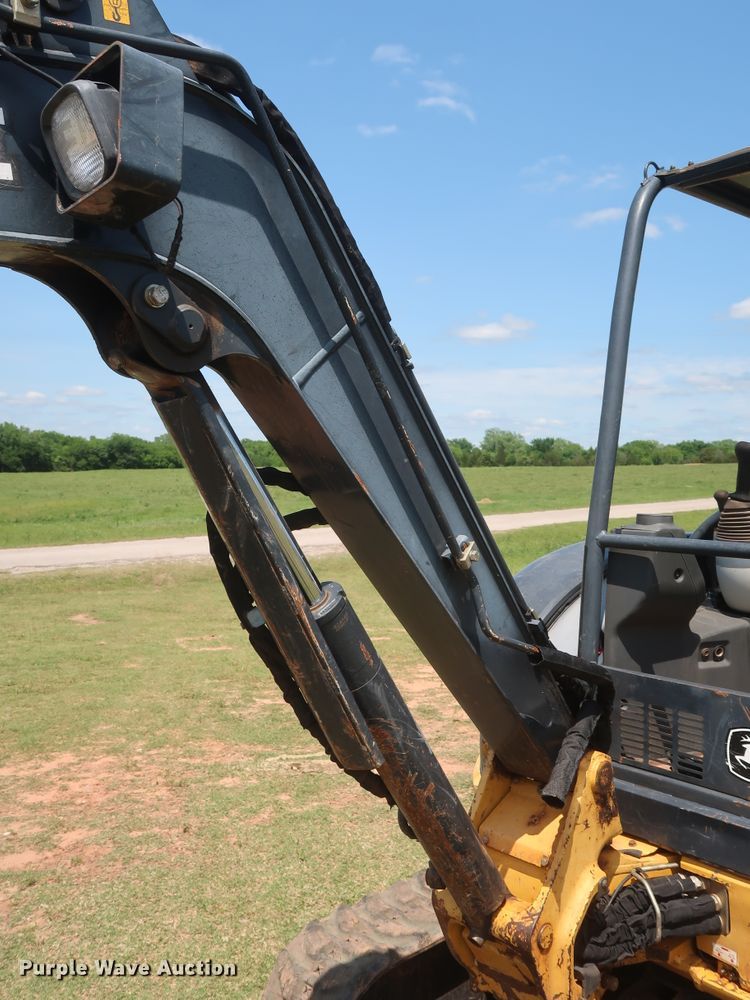 image for item GS9924 2012 John Deere 35D  mini excavator