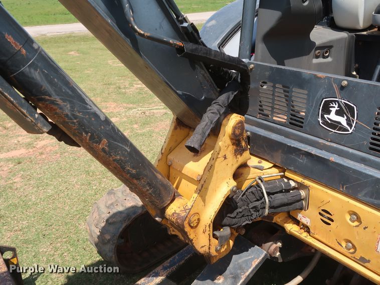 image for item GS9924 2012 John Deere 35D  mini excavator