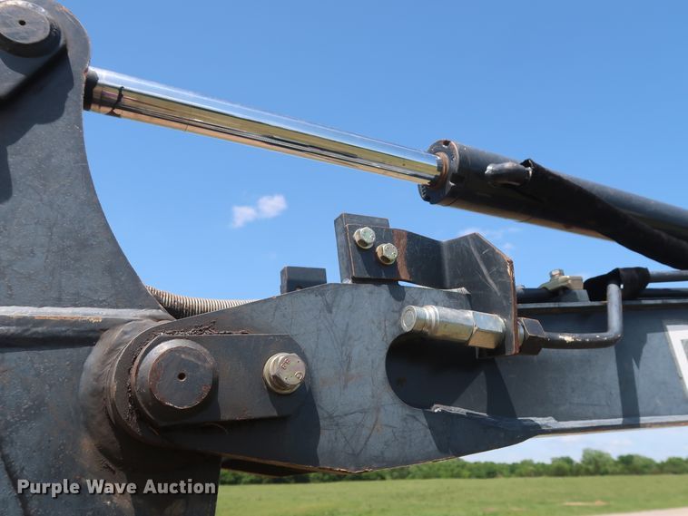 image for item GS9924 2012 John Deere 35D  mini excavator