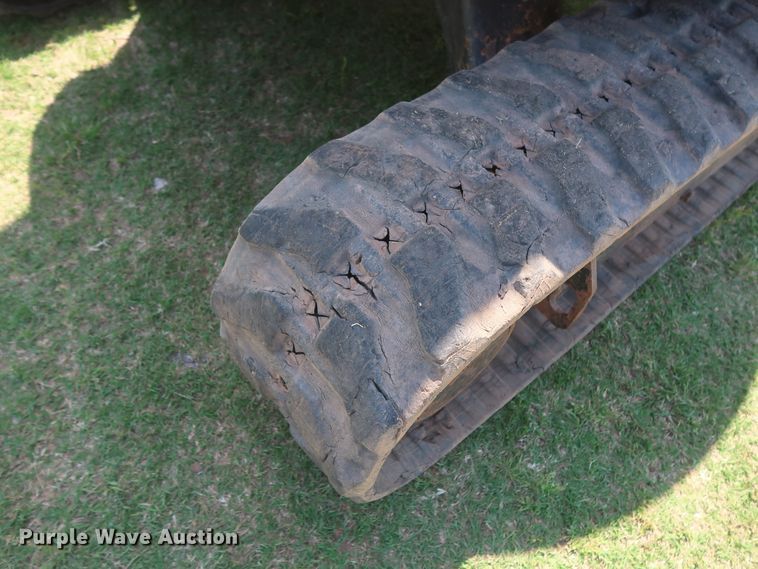 image for item GS9924 2012 John Deere 35D  mini excavator