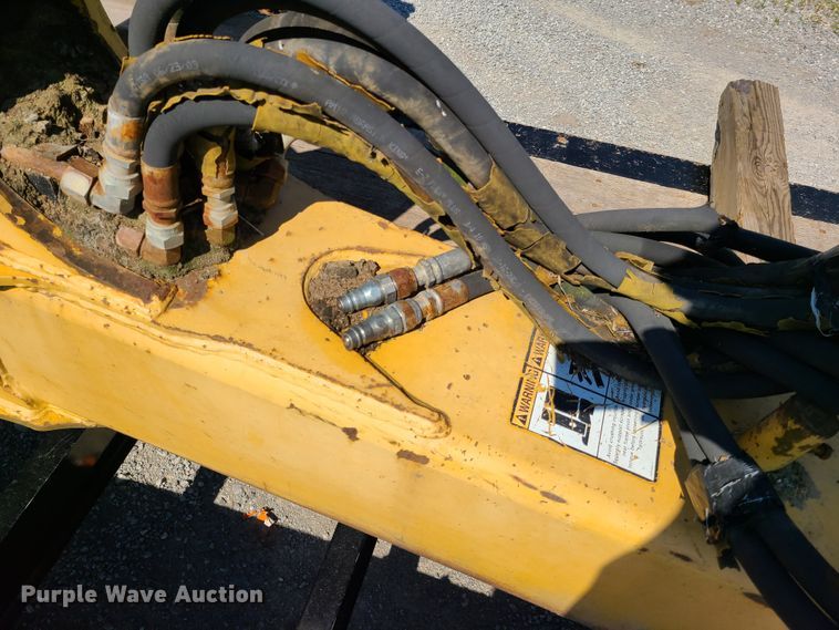 image for item GT9028 John Deere 1812  scraper