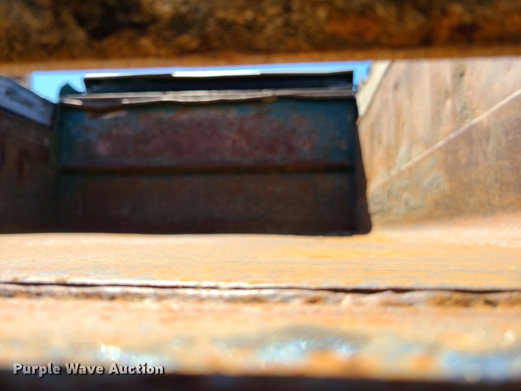 image for item GT9030 1998 Ford F800  dump truck