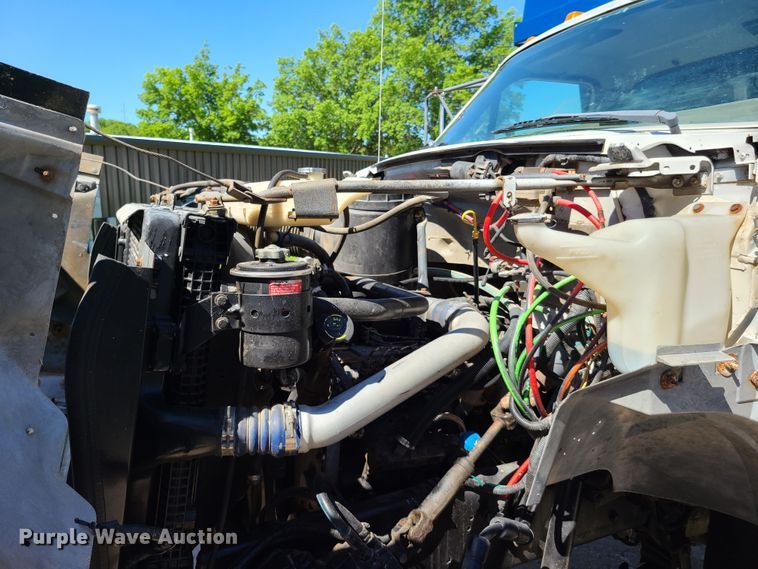 image for item GT9030 1998 Ford F800  dump truck