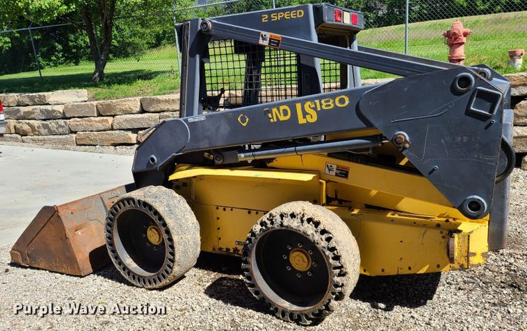 image for item GT9031 New Holland LS180  skid steer loader
