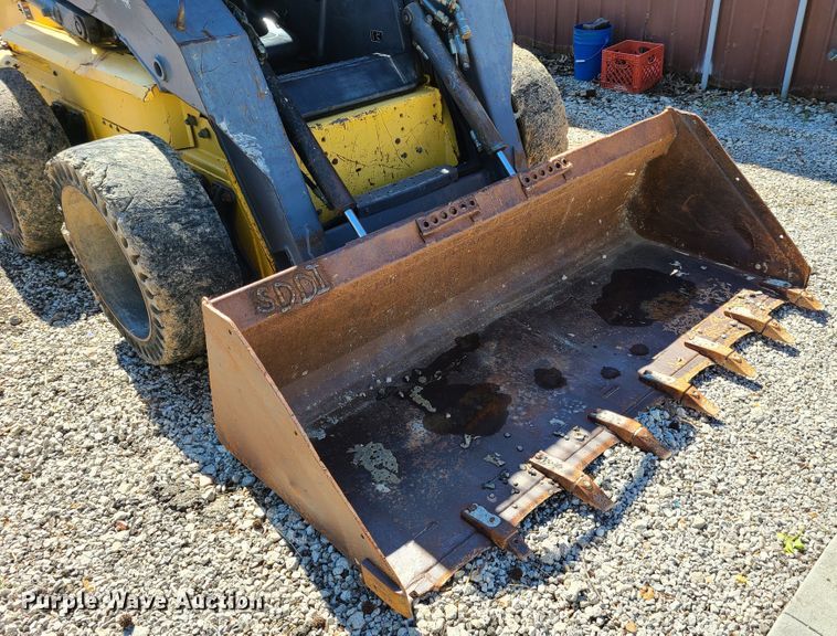 image for item GT9031 New Holland LS180  skid steer loader