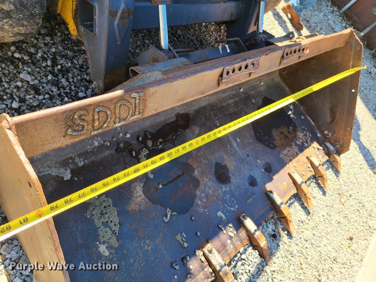 image for item GT9031 New Holland LS180  skid steer loader