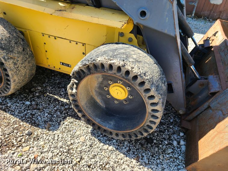 image for item GT9031 New Holland LS180  skid steer loader