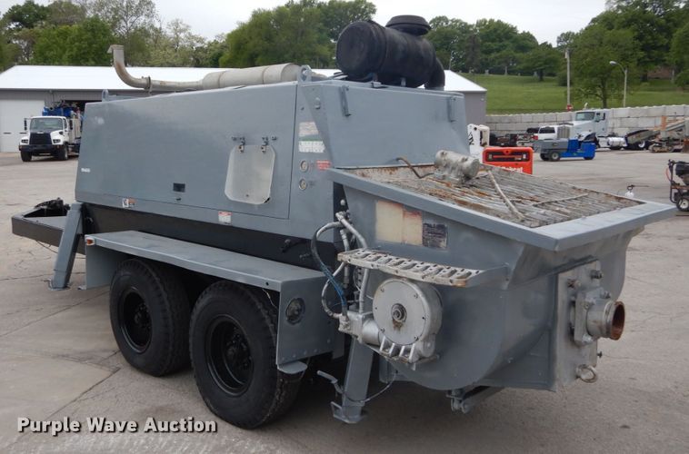 image for item GV9002 1986 Putzmeister concrete pump trailer