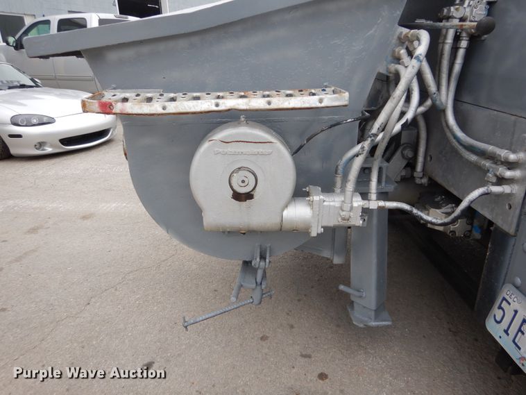 image for item GV9002 1986 Putzmeister concrete pump trailer