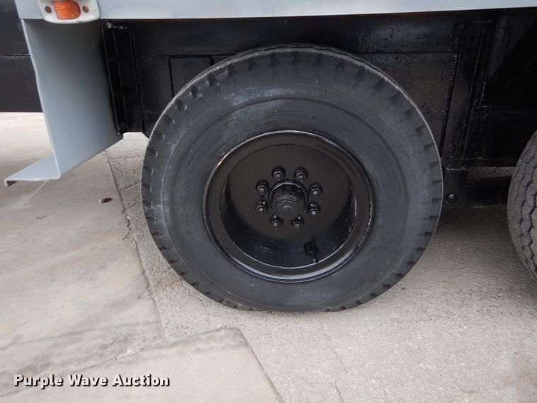 image for item GV9002 1986 Putzmeister concrete pump trailer