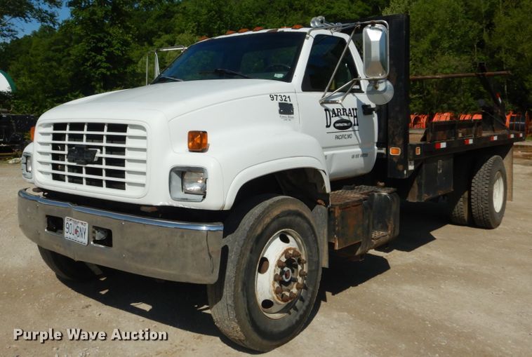 image for item GV9046 1997 Chevrolet C7500  flatbed truck