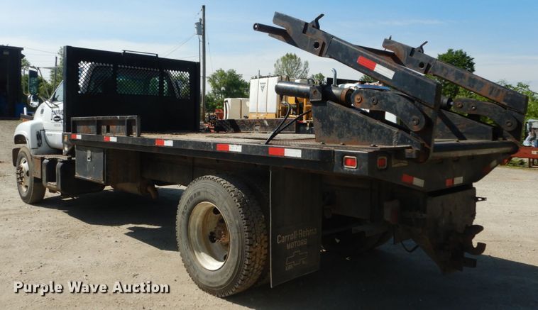 image for item GV9046 1997 Chevrolet C7500  flatbed truck