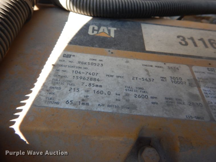 image for item GV9046 1997 Chevrolet C7500  flatbed truck