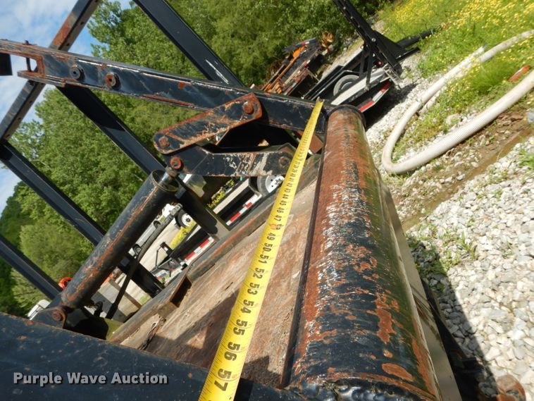 image for item GV9047 2004 Ford F750 Super Duty XL  flatbed truck