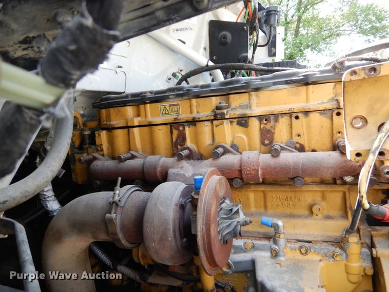 image for item GV9047 2004 Ford F750 Super Duty XL  flatbed truck