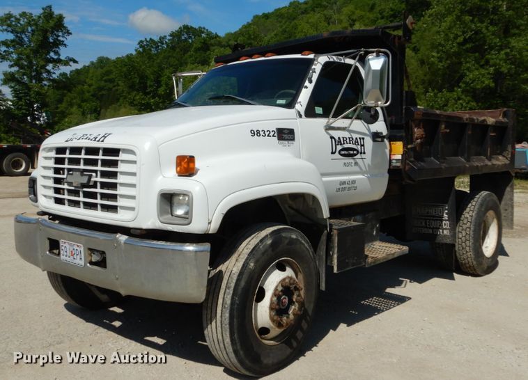 image for item GV9048 1998 Chevrolet C7500  dump truck