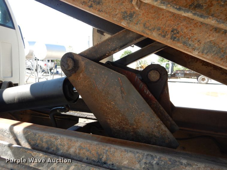 image for item GV9048 1998 Chevrolet C7500  dump truck