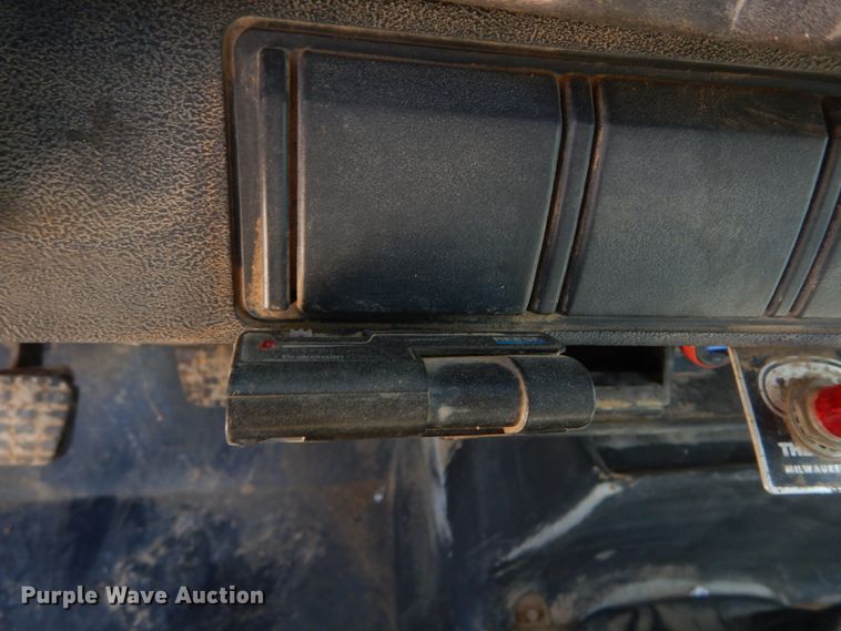 image for item GV9048 1998 Chevrolet C7500  dump truck