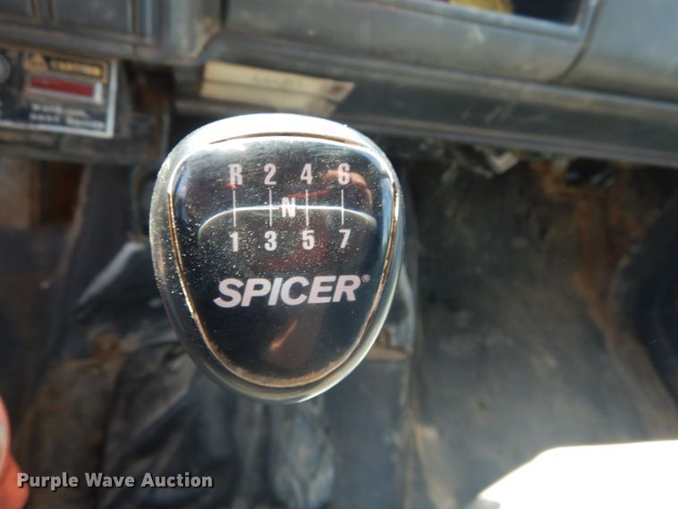 image for item GV9048 1998 Chevrolet C7500  dump truck