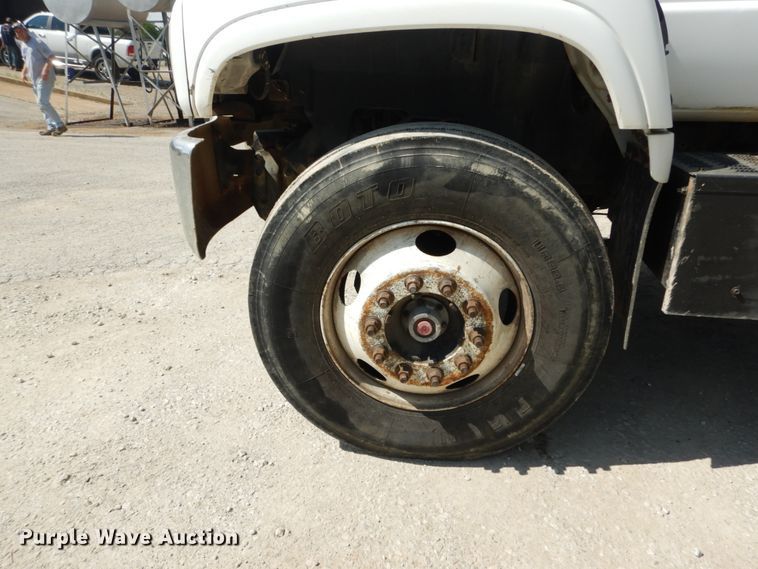 image for item GV9048 1998 Chevrolet C7500  dump truck