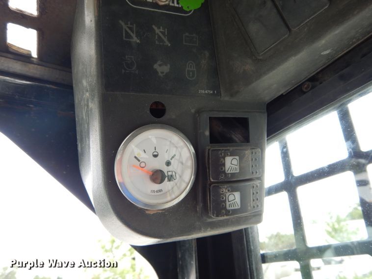 image for item GW9107 2004 Caterpillar 226B  skid steer loader