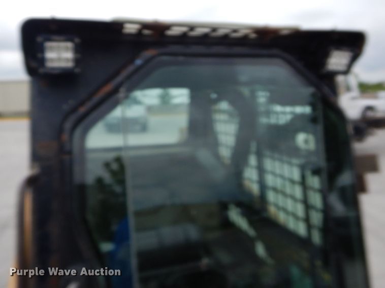 image for item GW9107 2004 Caterpillar 226B  skid steer loader