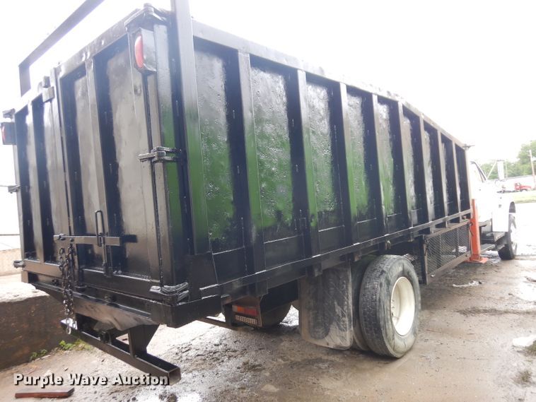 image for item GW9119 1999 Ford F800 dump truck with crane