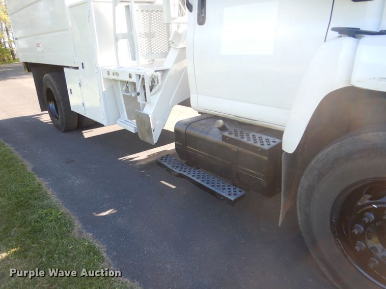 image for item GW9875 2003 Chevrolet C6500  forestery bucket truck