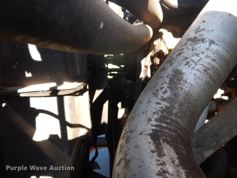 image for item GW9875 2003 Chevrolet C6500  forestery bucket truck