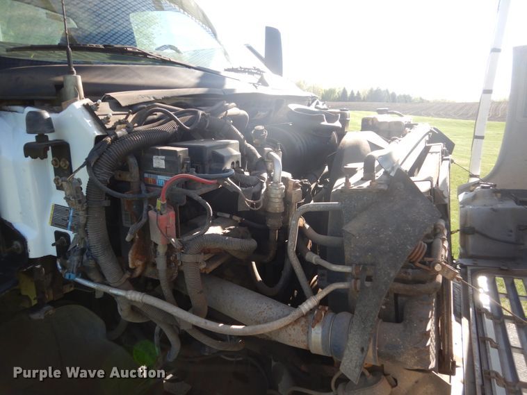image for item GW9875 2003 Chevrolet C6500  forestery bucket truck