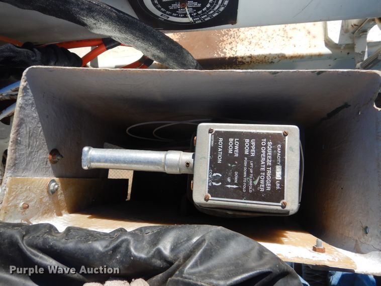 image for item GW9876 2000 Ford F550 Super Duty  bucket truck