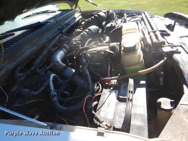 image for item GW9876 2000 Ford F550 Super Duty  bucket truck