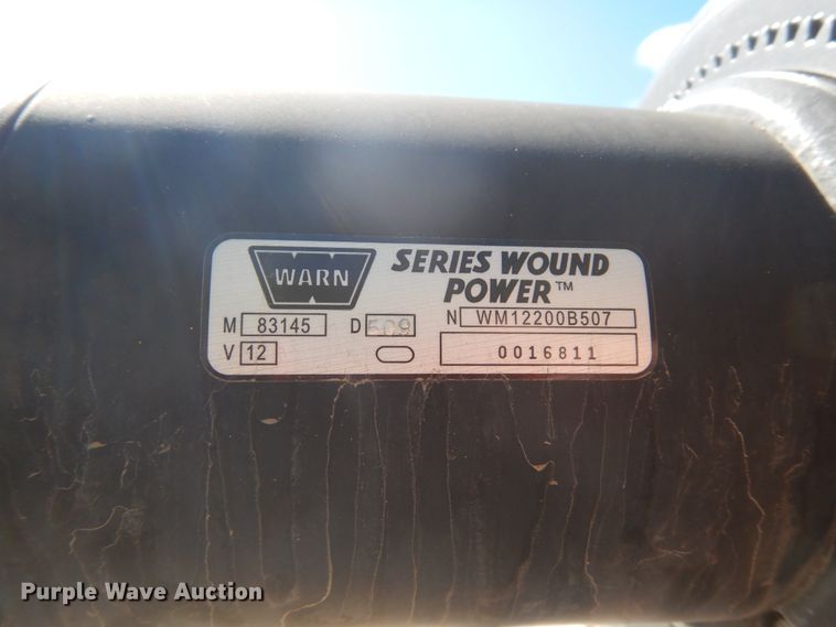 image for item GW9881 2007 Ford F550 Super Duty utility bed truck with crane