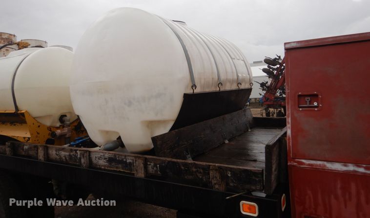 image for item GW9916 1982 Ford Cargo 8000  flatbed truck