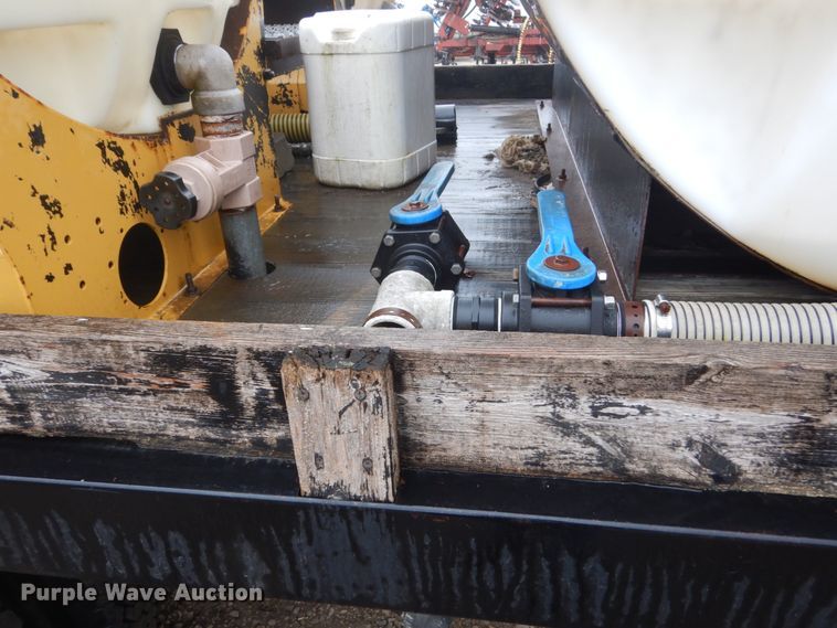 image for item GW9916 1982 Ford Cargo 8000  flatbed truck