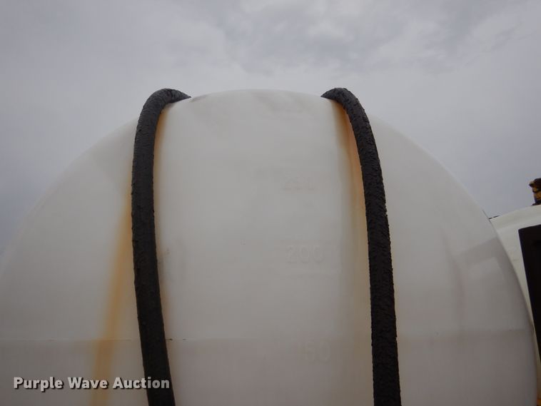 image for item GW9916 1982 Ford Cargo 8000  flatbed truck