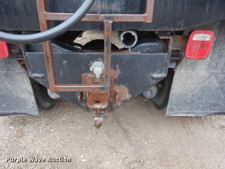 image for item GW9916 1982 Ford Cargo 8000  flatbed truck