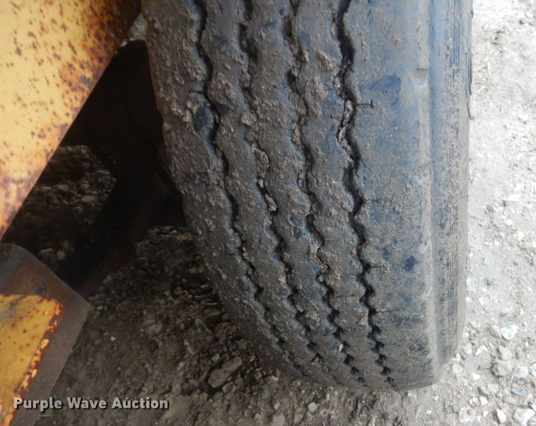 image for item GW9917 1993 Vermeer D14/24R  directional boring unit