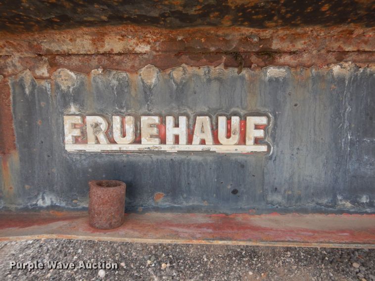 image for item GW9922 1956 Fruehauf SMI8X32 tank trailer