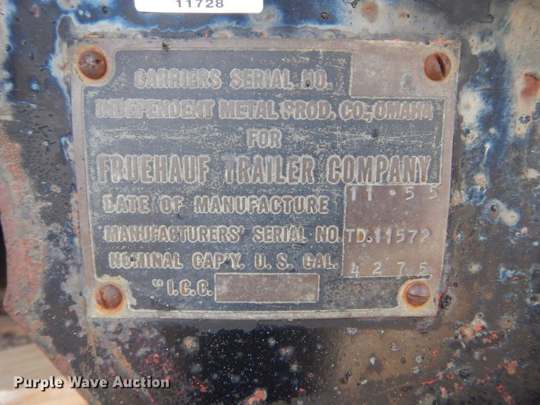 image for item GW9922 1956 Fruehauf SMI8X32 tank trailer