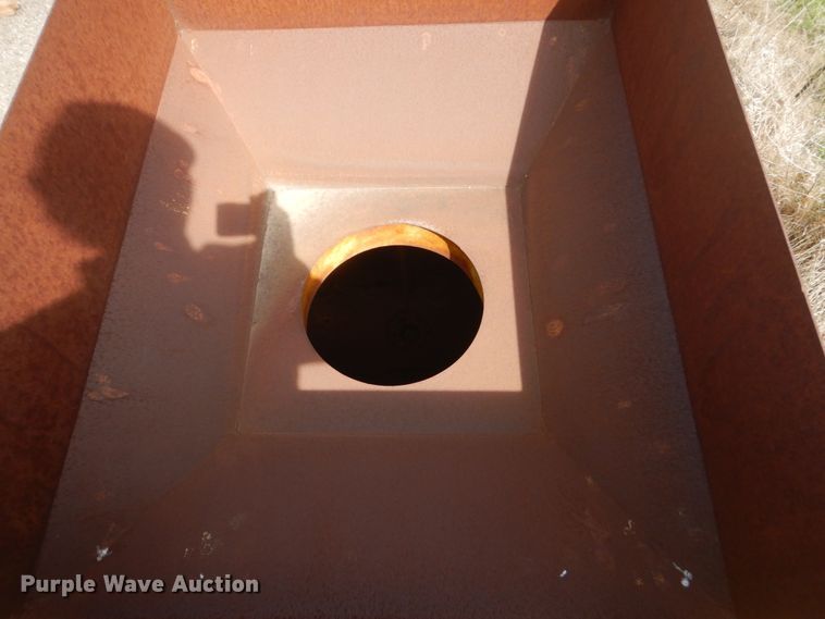 image for item GW9923 1956 Fruehauf tank trailer