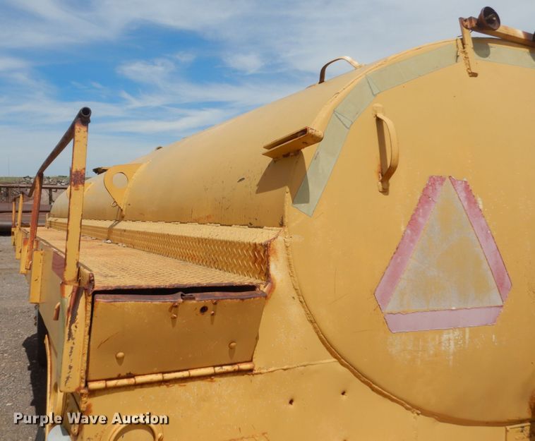 image for item GW9926 1944 Kine 18X8 tank trailer