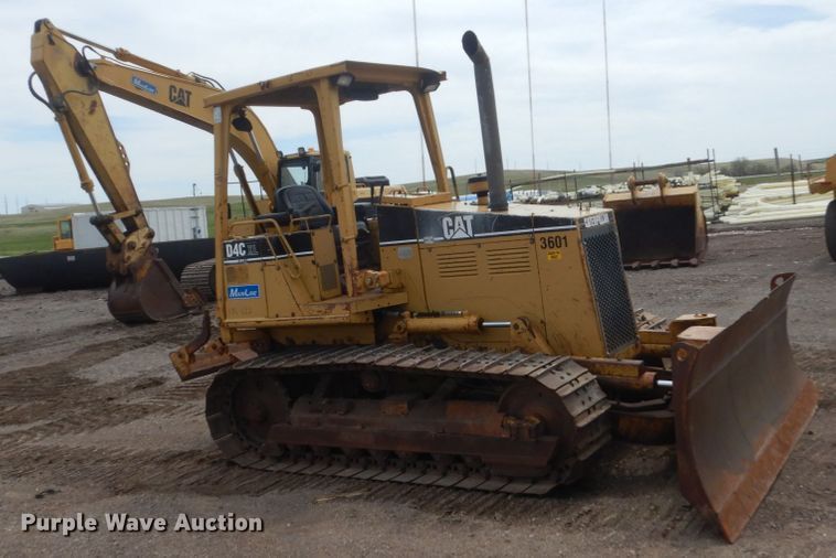 image for item GW9928 1994 Caterpillar D4C XL  dozer