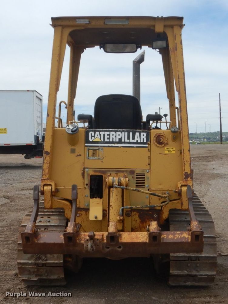 image for item GW9928 1994 Caterpillar D4C XL  dozer