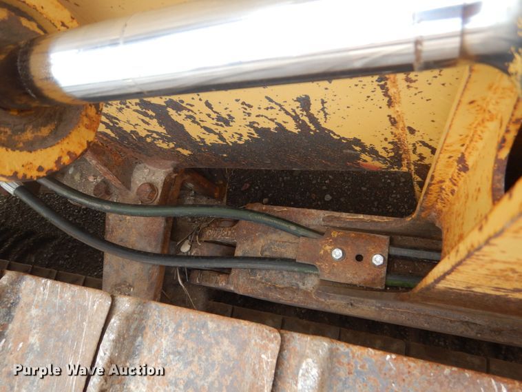 image for item GW9928 1994 Caterpillar D4C XL  dozer