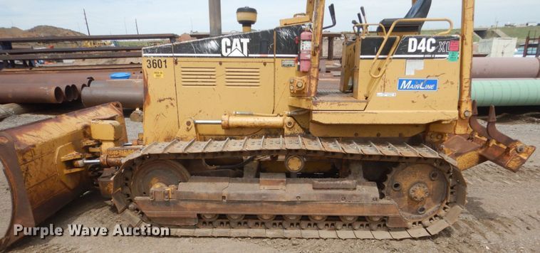 image for item GW9928 1994 Caterpillar D4C XL  dozer
