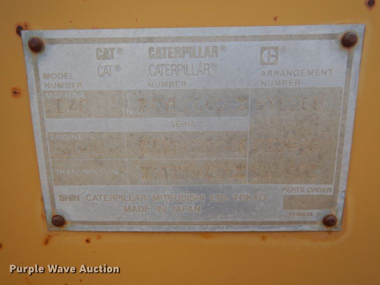 image for item GW9928 1994 Caterpillar D4C XL  dozer