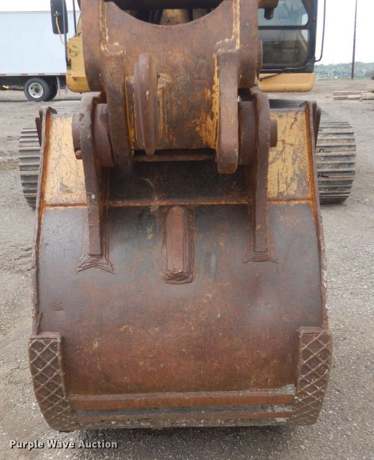 image for item GW9929 1994 Caterpillar 325 L  excavator